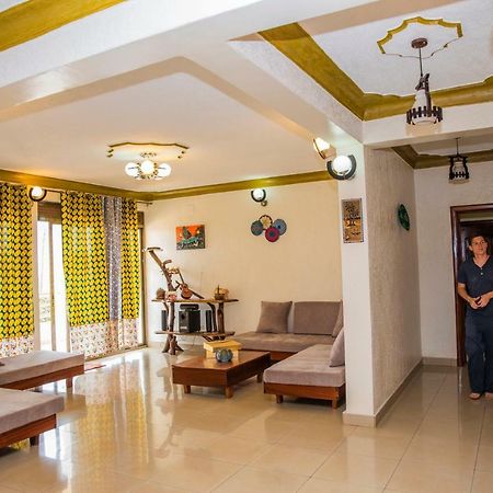 Kigali Castle Hostel Exterior photo