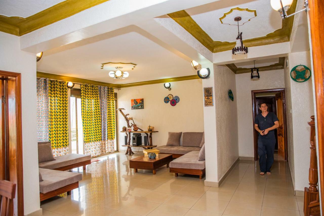 Kigali Castle Hostel Exterior photo
