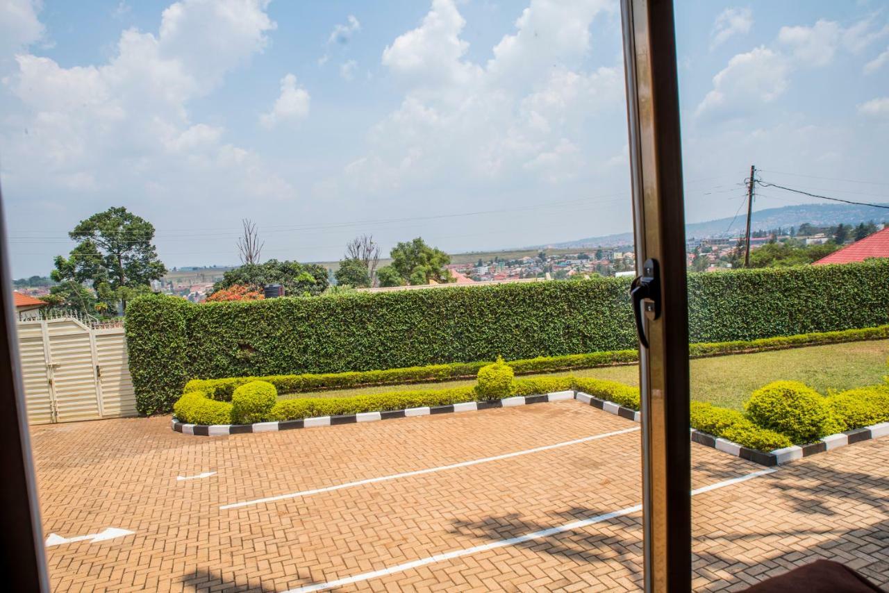 Kigali Castle Hostel Exterior photo