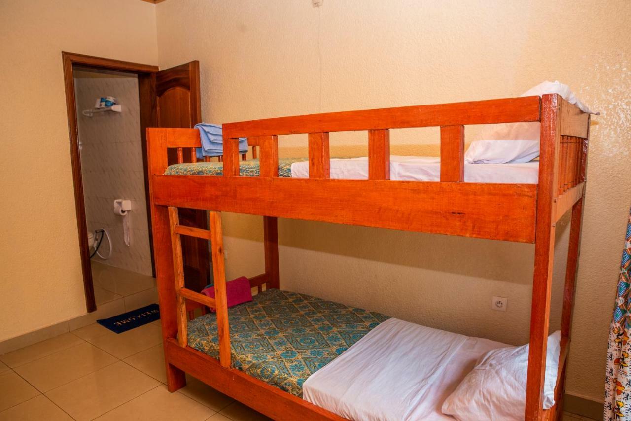 Kigali Castle Hostel Exterior photo