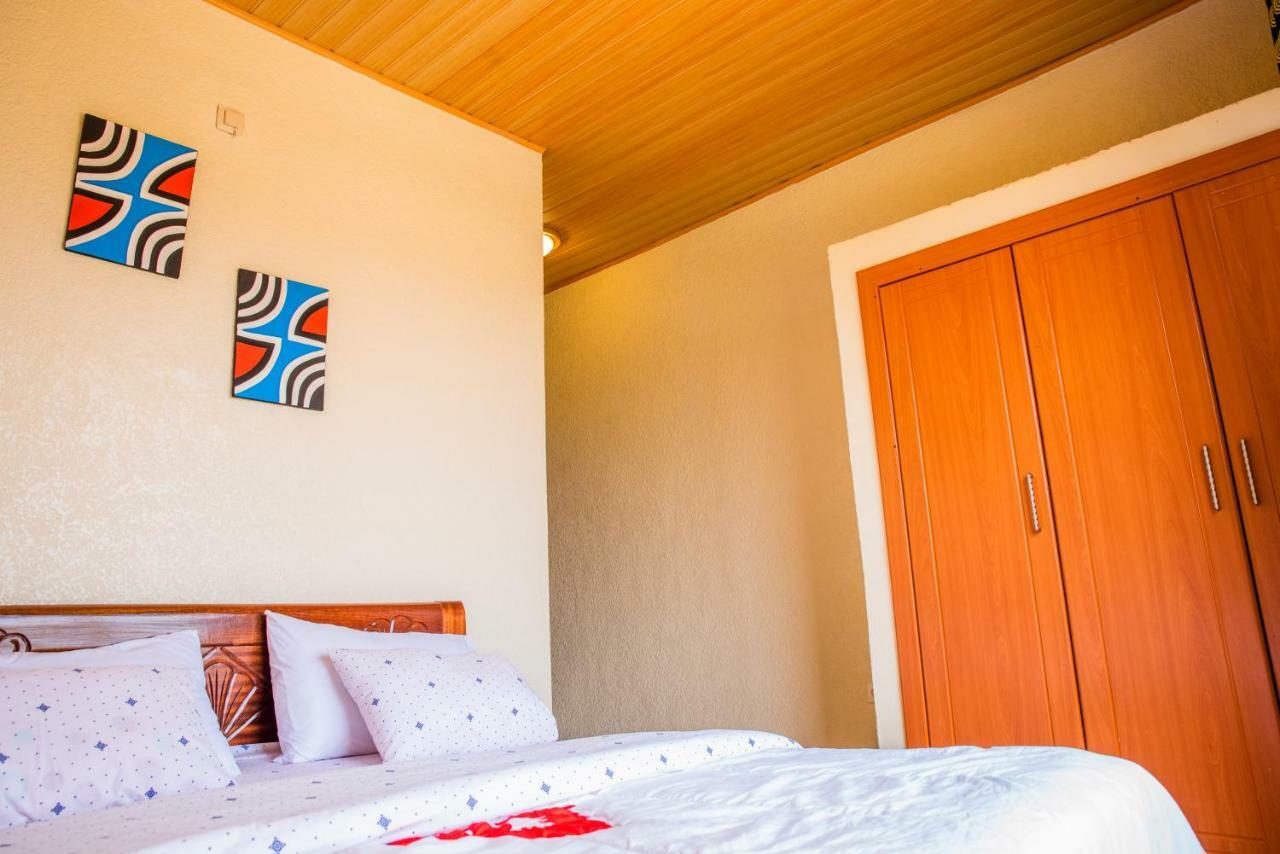 Kigali Castle Hostel Exterior photo