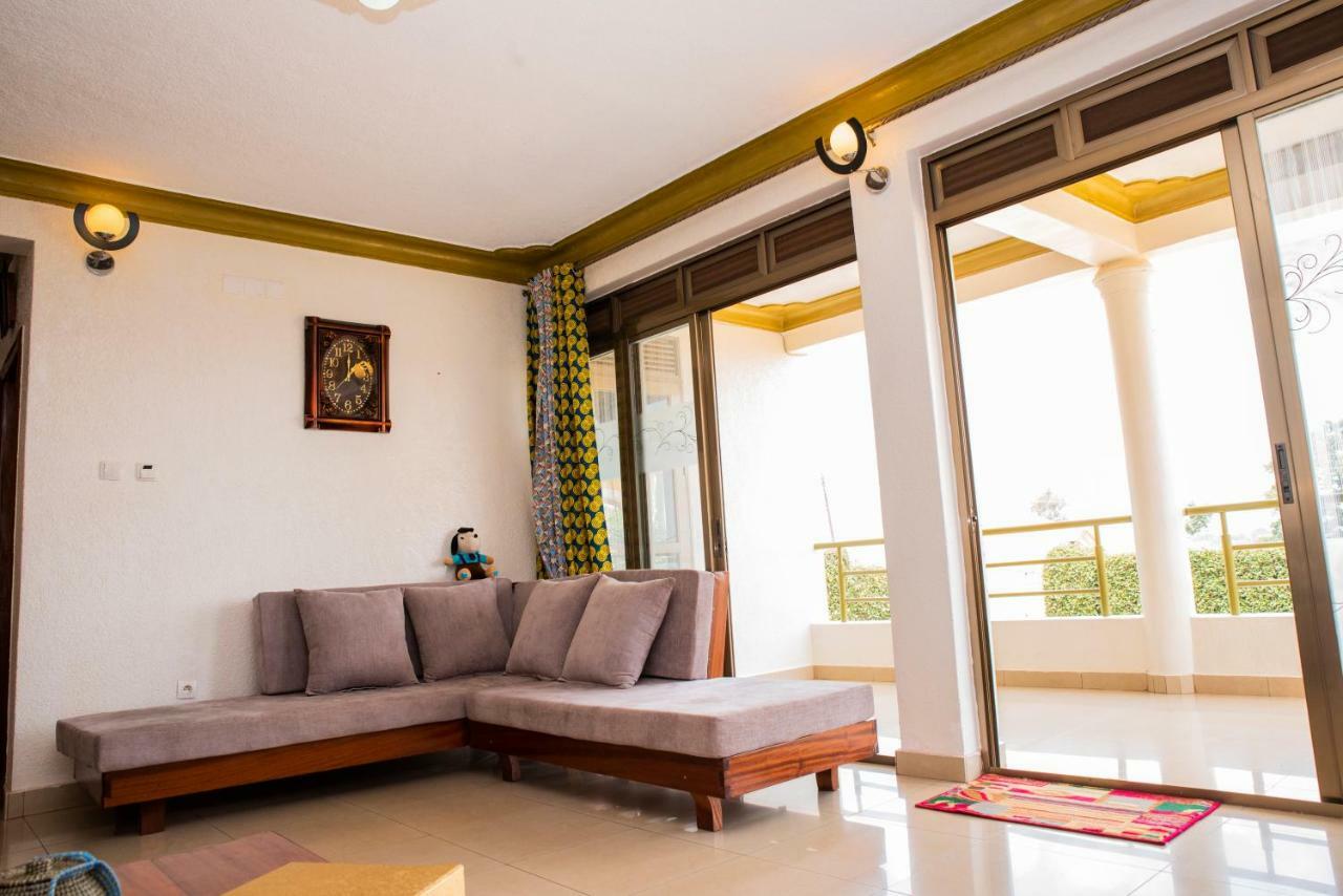 Kigali Castle Hostel Exterior photo