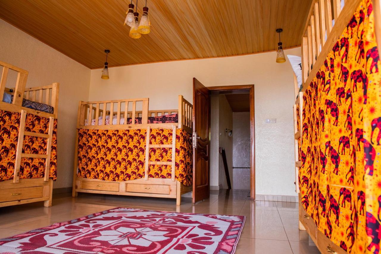 Kigali Castle Hostel Exterior photo