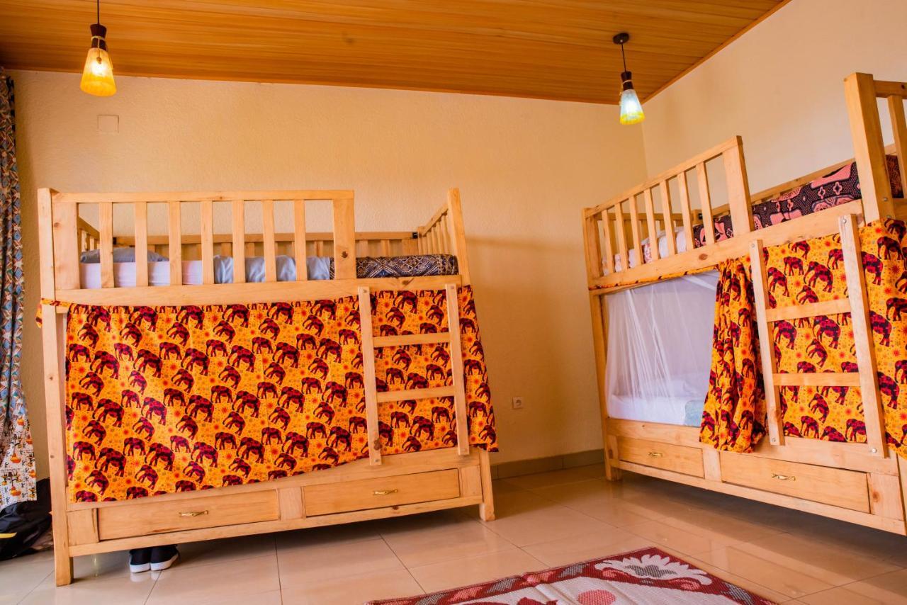 Kigali Castle Hostel Exterior photo