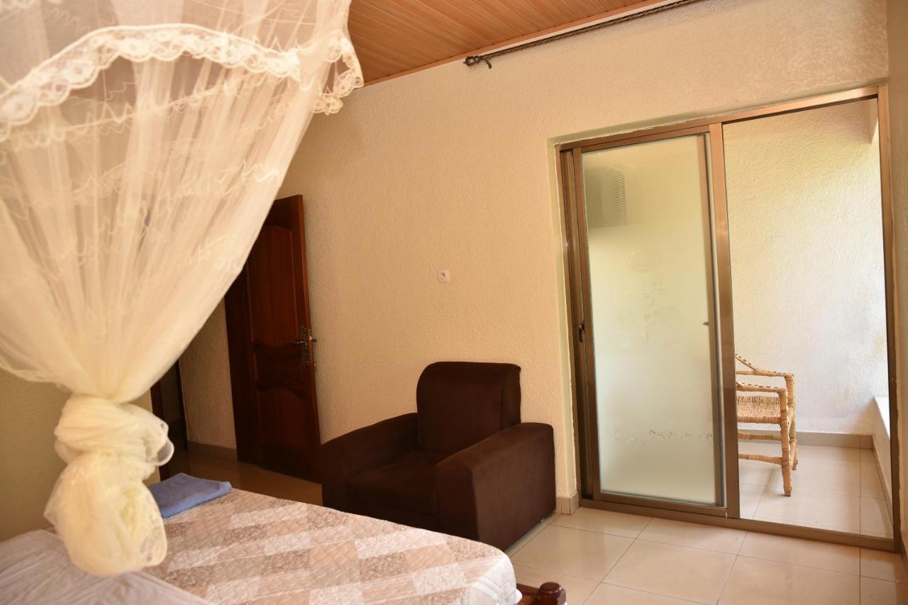 Kigali Castle Hostel Exterior photo